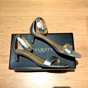 Silver kitten heels sz 8.5 med Talbots